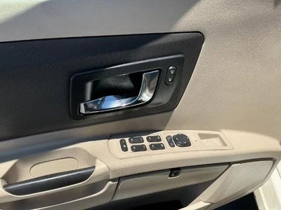 2004 Cadillac SRX Sport Utility 4D