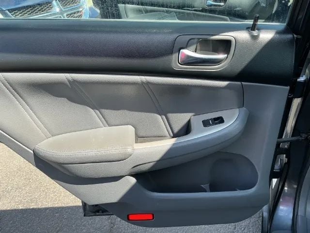 2004 Honda Accord EX-L Sedan 4D