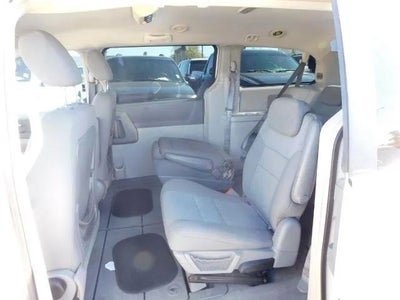2010 Chrysler Town & Country SPORTS VAN LX