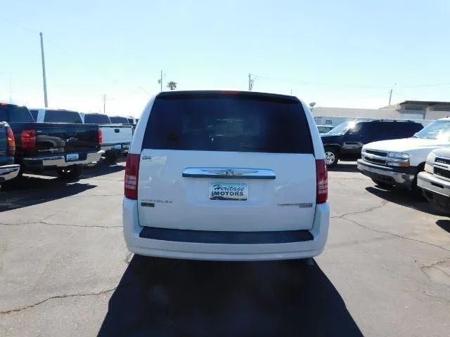 2010 Chrysler Town & Country SPORTS VAN LX