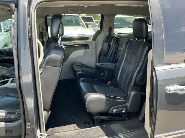 2011 Chrysler Town & Country Limited Minivan 4D