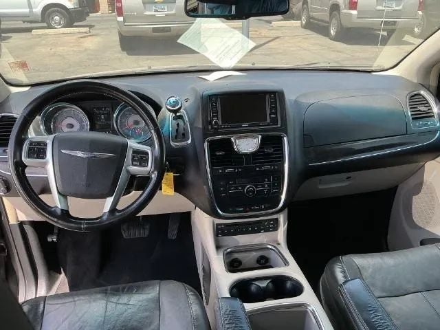 2011 Chrysler Town & Country Limited Minivan 4D