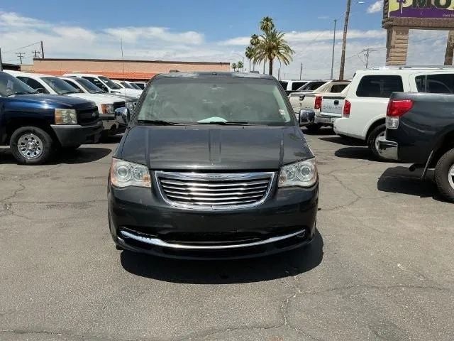 2011 Chrysler Town & Country Limited Minivan 4D