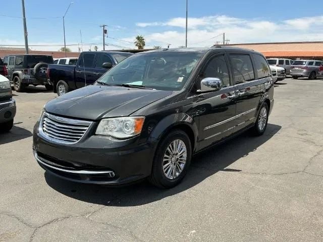 2011 Chrysler Town & Country Limited Minivan 4D
