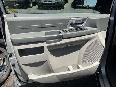 2008 Chrysler Town & Country Touring Minivan 4D