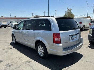 2008 Chrysler Town & Country Touring Minivan 4D