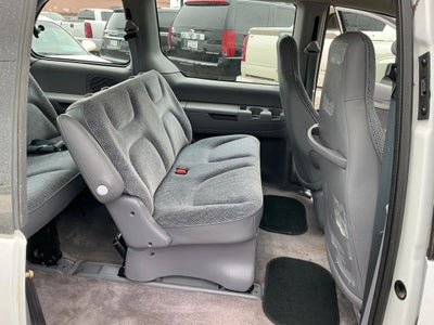 1996 Dodge Caravan .