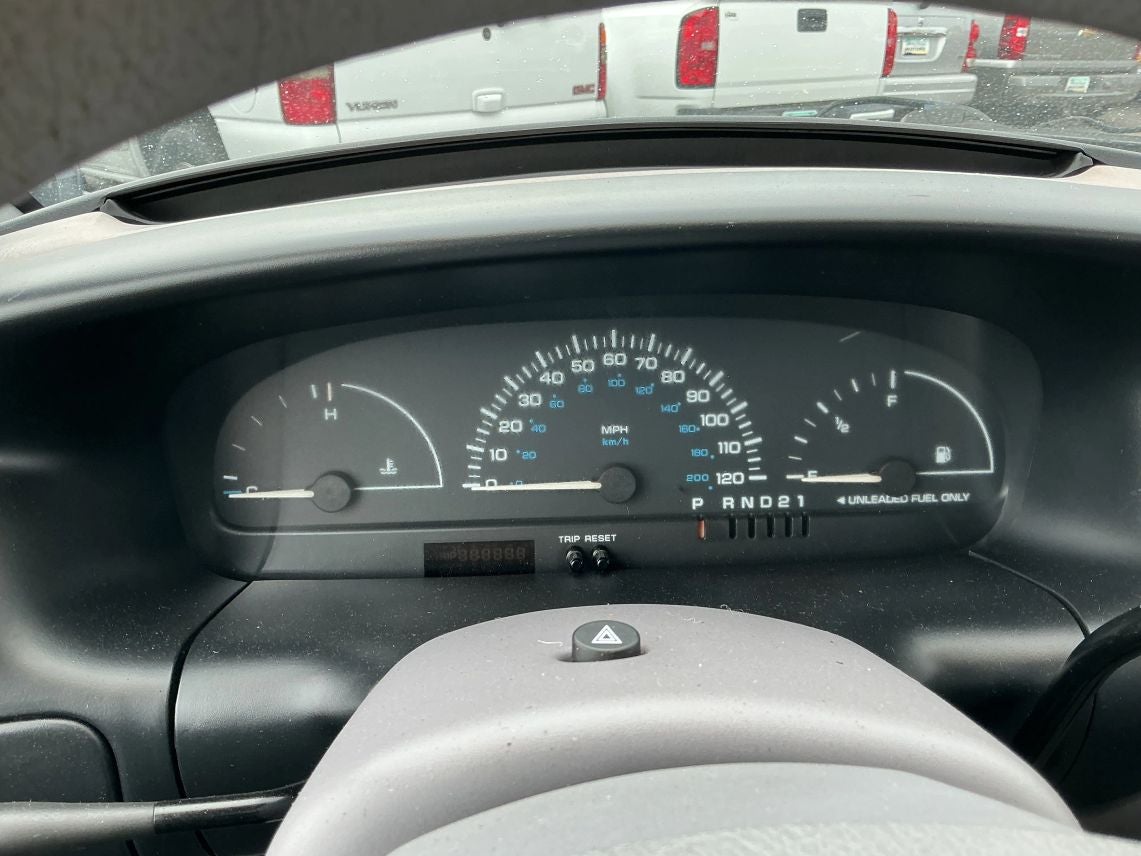 1996 Dodge Caravan .