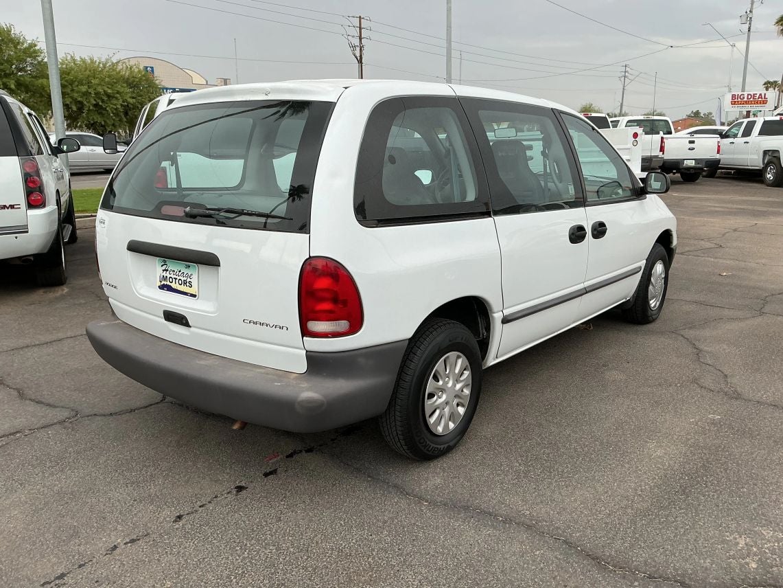 1996 Dodge Caravan .