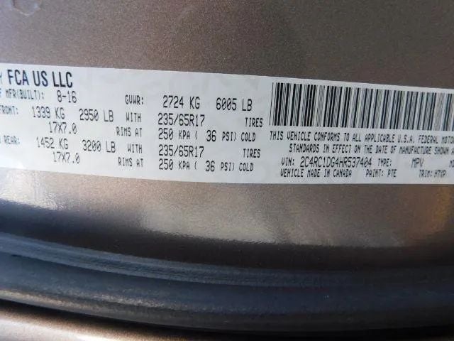 2017 Chrysler Pacifica Touring Minivan 4D