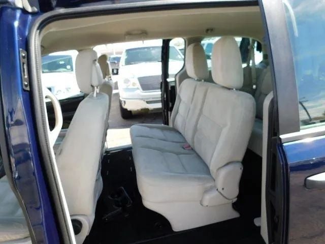 2015 Dodge Grand Caravan Passenger AVP Minivan 4D