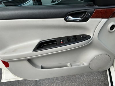 2006 Chevrolet Impala LS Sedan 4D