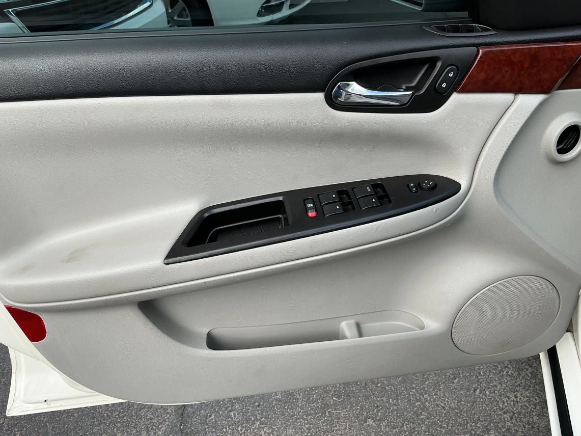 2006 Chevrolet Impala LS Sedan 4D