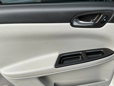2006 Chevrolet Impala LS Sedan 4D