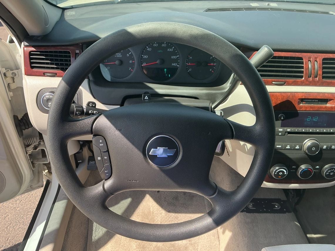 2008 Chevrolet Impala LS Sedan 4D