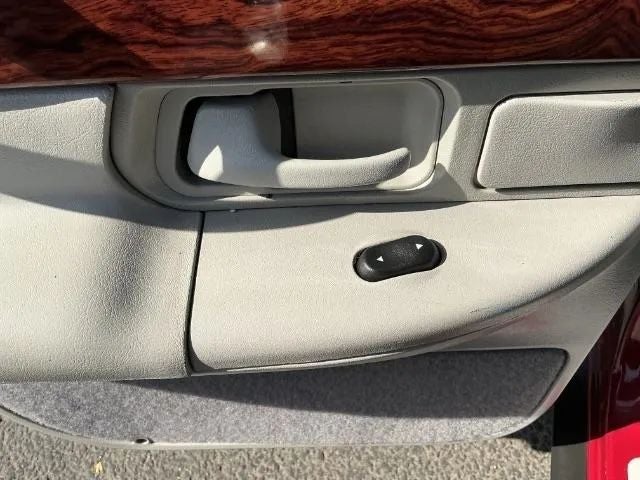 2002 Mercury Grand Marquis LS Sedan 4D