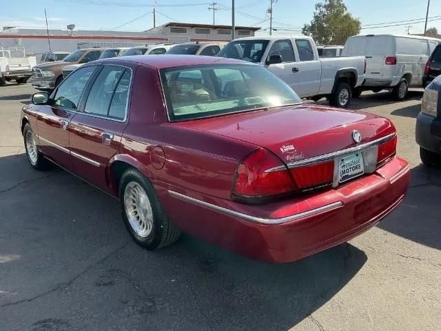 2002 Mercury Grand Marquis LS Sedan 4D