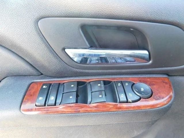 2011 Chevrolet Avalanche SPORT UTILITY 4-DR LS 2WD