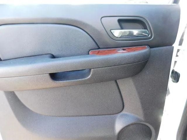 2011 Chevrolet Avalanche SPORT UTILITY 4-DR LS 2WD