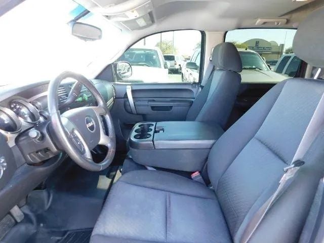 2013 GMC Sierra 1500 Crew Cab SLE Pickup 4D 5 3/4 ft