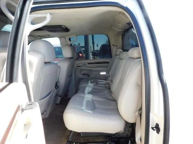 2003 Cadillac Escalade EXT Sport Utility Pickup 4D 5 1/4 ft