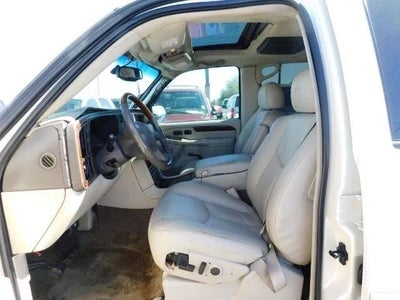 2003 Cadillac Escalade EXT Sport Utility Pickup 4D 5 1/4 ft