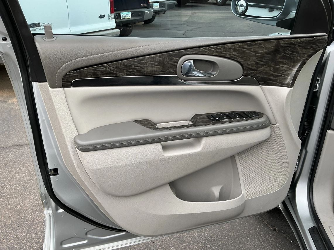 2013 Buick Enclave Convenience Sport Utility 4D