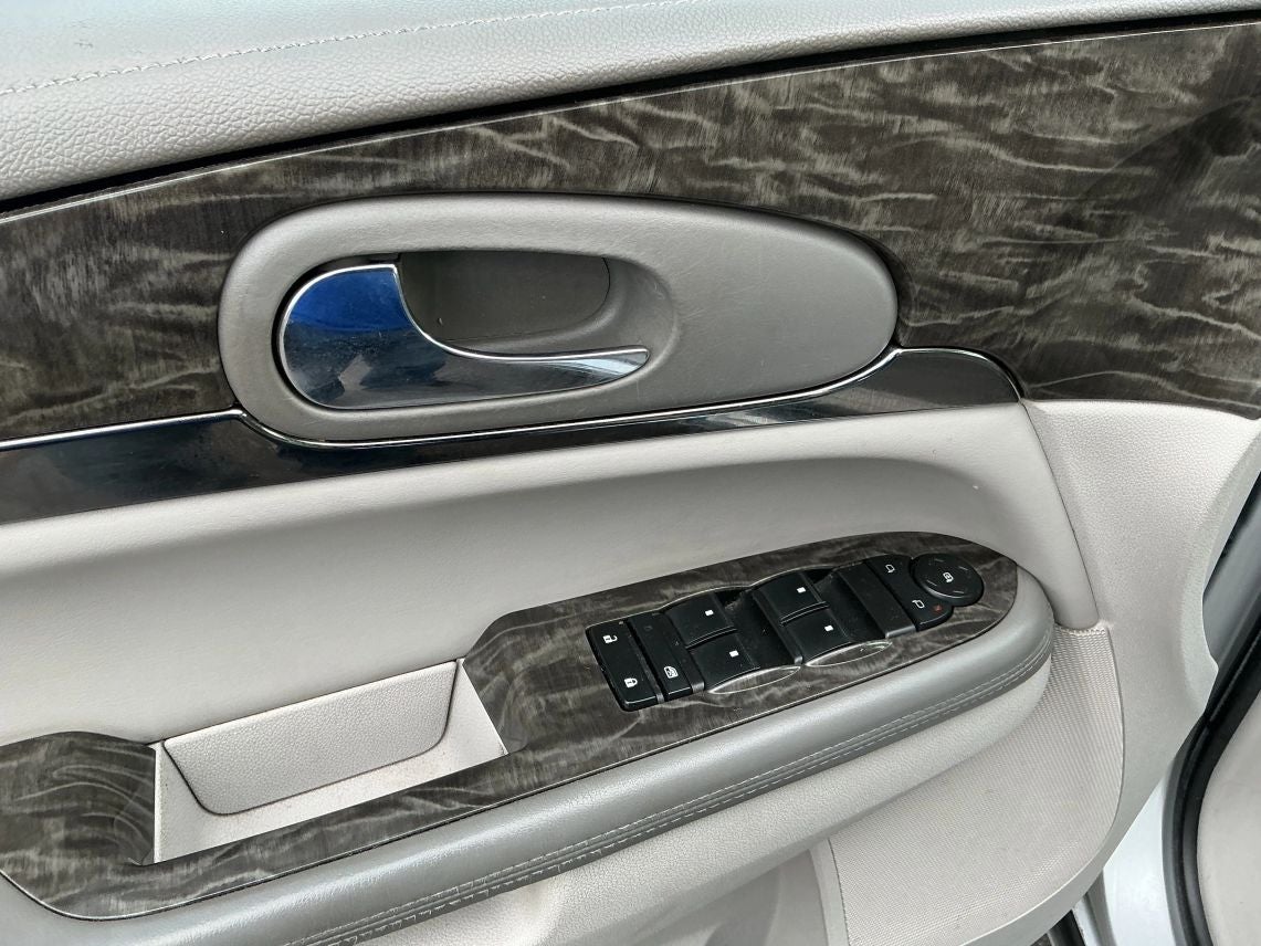 2013 Buick Enclave Convenience Sport Utility 4D
