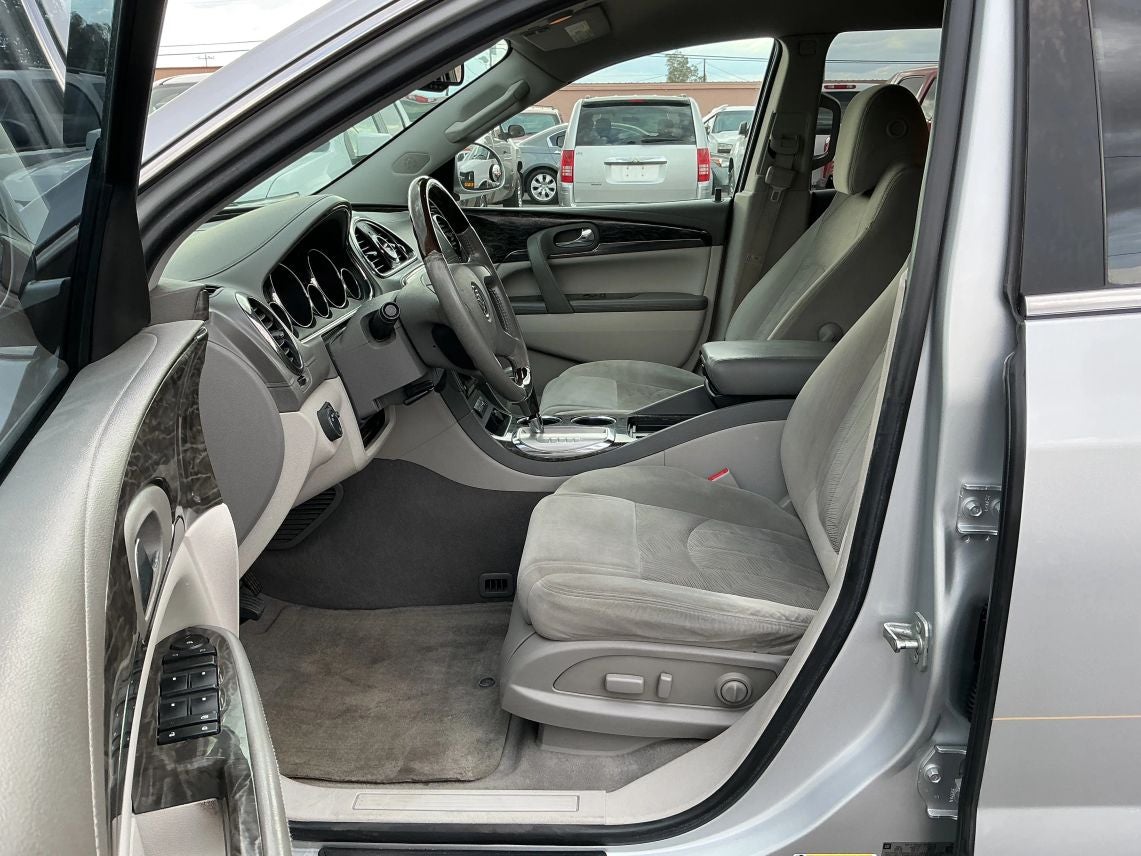 2013 Buick Enclave Convenience Sport Utility 4D