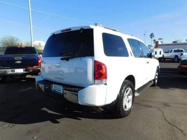 2004 Nissan Pathfinder Armada SE Sport Utility 4D