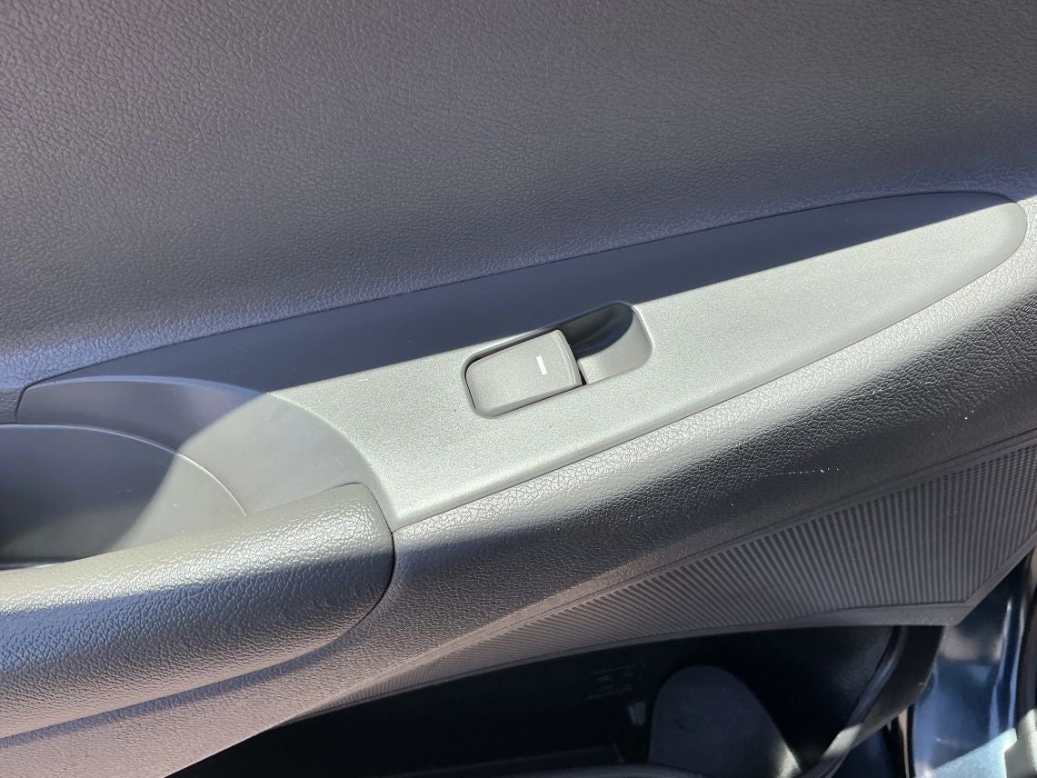 2012 Hyundai Sonata GLS Sedan 4D