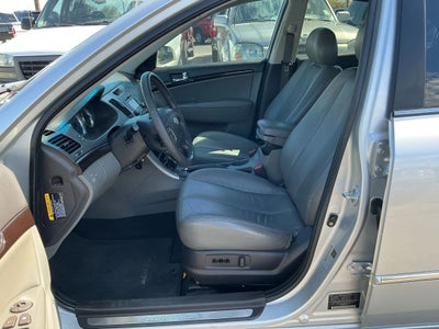 2009 Hyundai Sonata Limited Sedan 4D