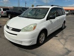 2004 Toyota Sienna LE Minivan 4D