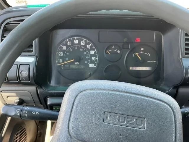 1999 Isuzu NPR Base