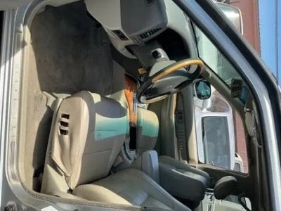 2002 INFINITI QX QX4 Sport Utility 4D