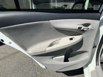 2013 Toyota Corolla L Sedan 4D