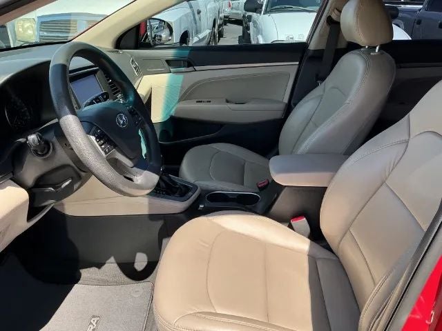 2017 Hyundai Elantra SE Sedan 4D
