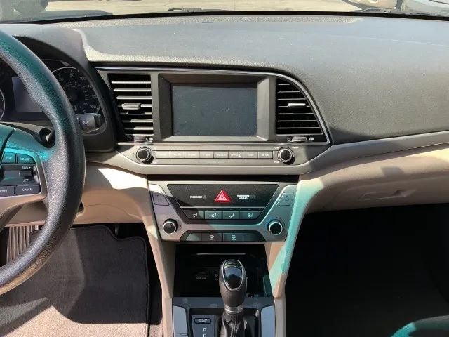 2017 Hyundai Elantra SE Sedan 4D