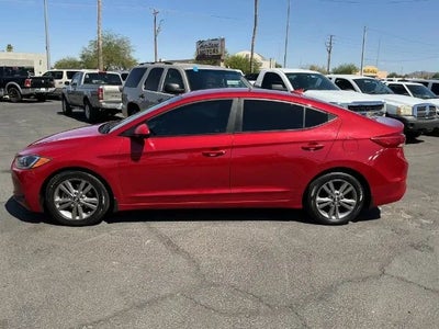 2017 Hyundai Elantra SE Sedan 4D