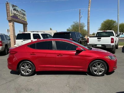 2017 Hyundai Elantra SE Sedan 4D