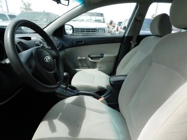 2010 Kia Forte LX Sedan 4D